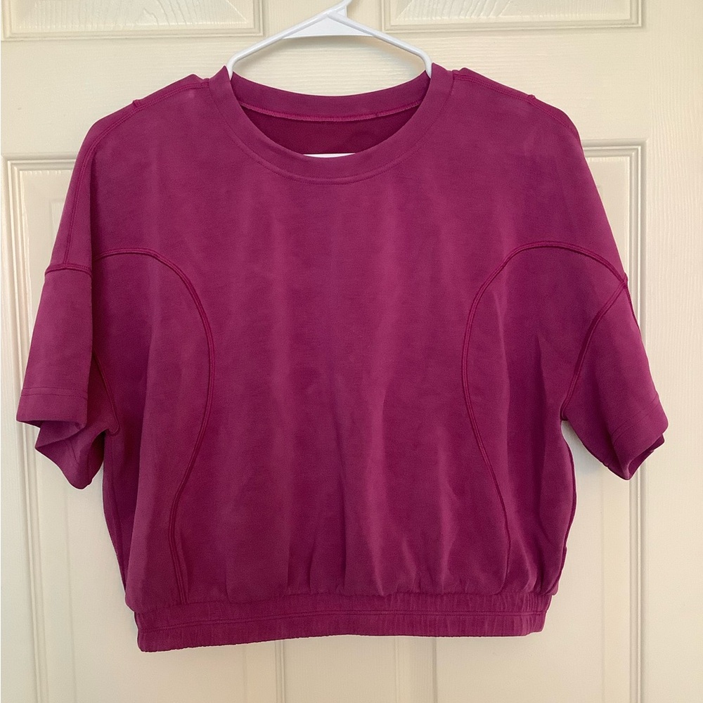 Lululemon Softstreme Gathered T-Shirt
Magenta Purple Size 10 - Picture 3 of 8